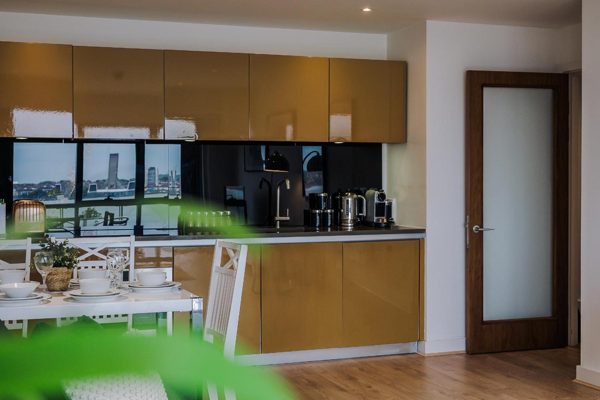 Host & Stay - The Waterfront Hideaway Liverpool Esterno foto